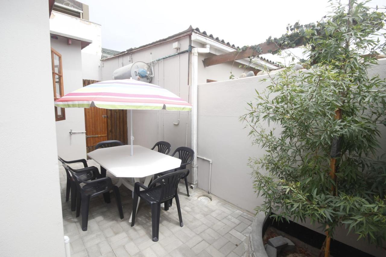 Eazy Sleep Accommodation Swakopmund Exterior foto